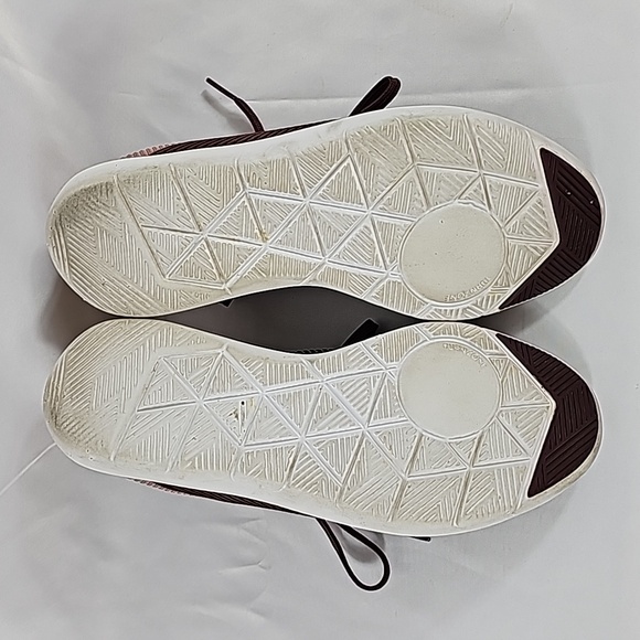 Reebok Shoes - Picture 6 of 7